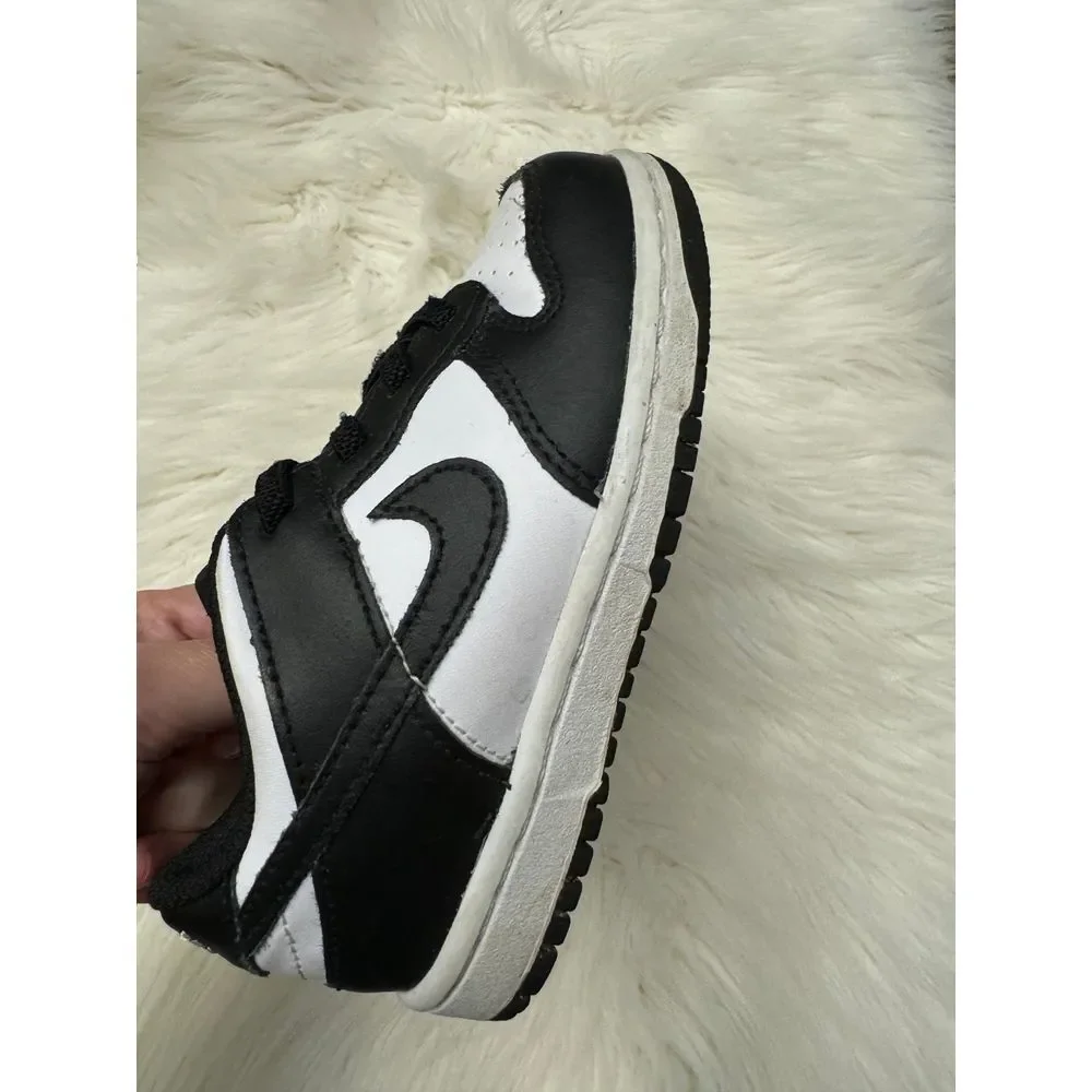 Nike dunk low panda size 9‎ EUC